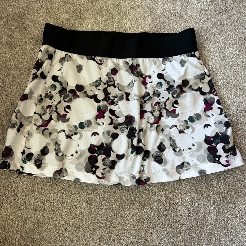 Nike White Skirt with Black Waistband and Pink/Grey Dot Print